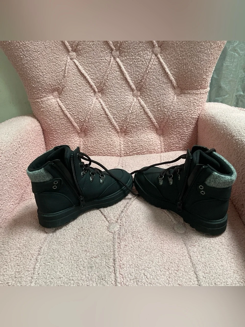 Target sturdy black